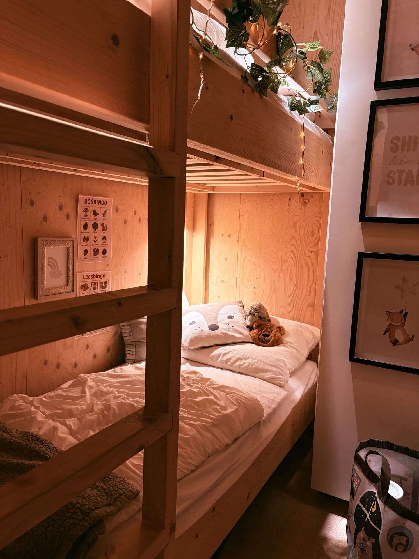 Cozy bunk beds in children's forest room at Tiny House MIYO